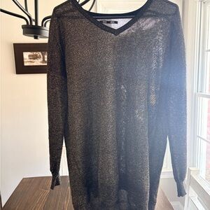Gianni Bini Black and Gold Knit Top